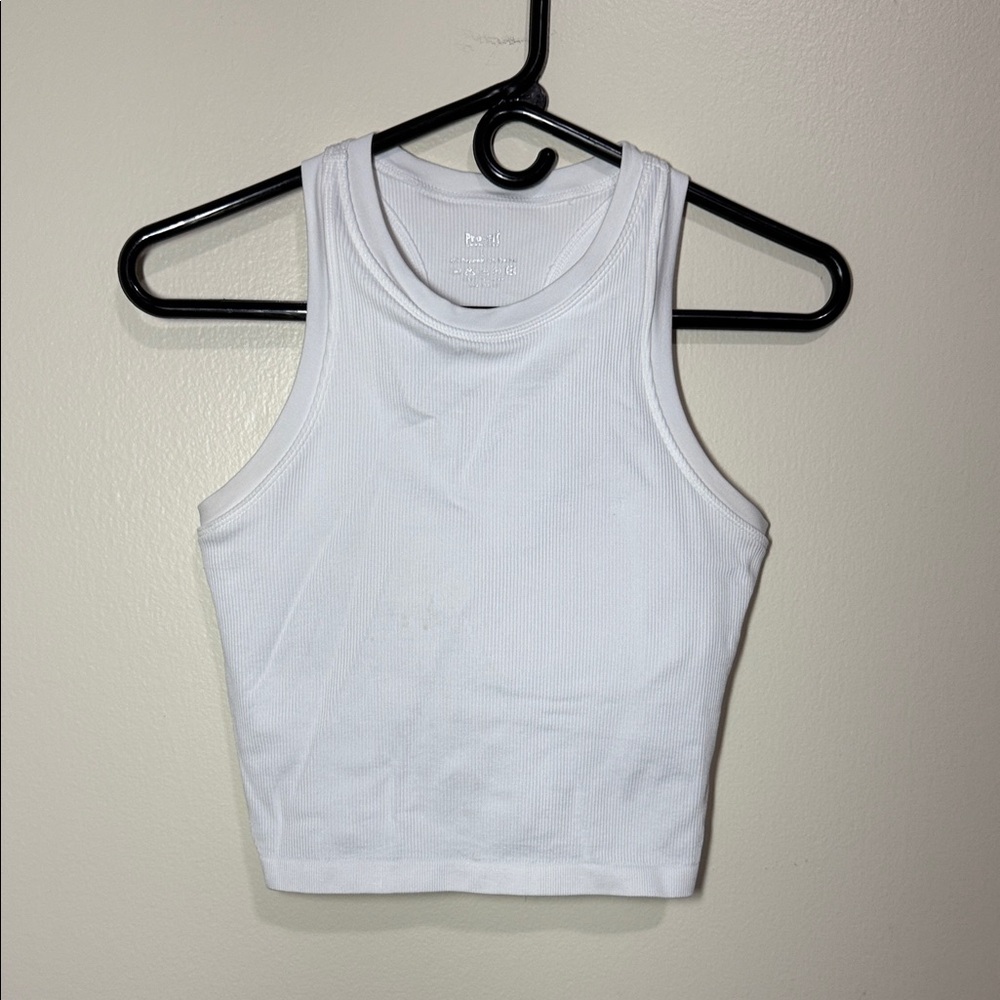 Pro-Fit Ribbed Crop Top with built in bra 4 pack